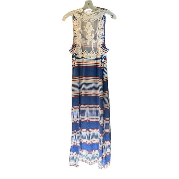 Pretty Rebellious‎ Maxi Dress - Picture 4 of 7